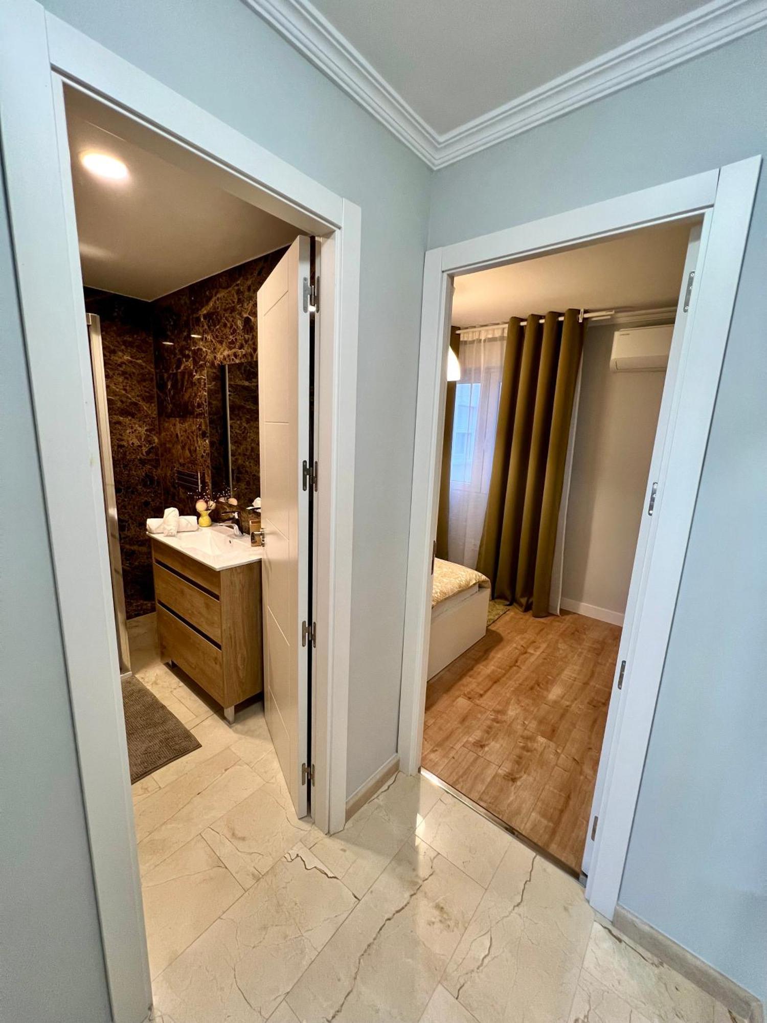 Apartamentos Prestige Suites Malaga IV Eksteriør bilde