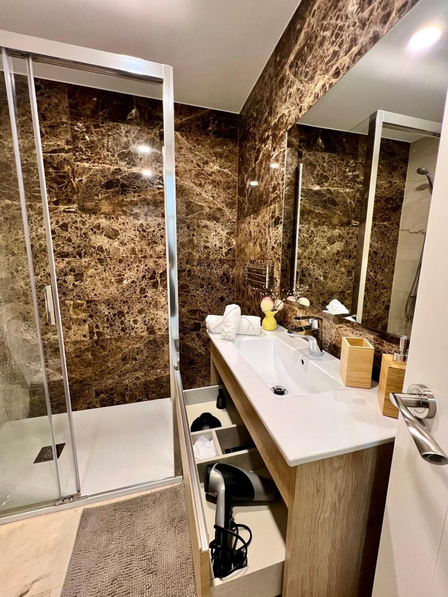 Apartamentos Prestige Suites Malaga IV Eksteriør bilde